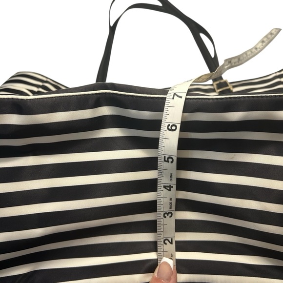 Kate Spade New York Watson Lane Bethany Baby Bag - Picture 14 of 15